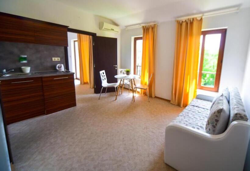 标准工作室带公园景, Primea Beach Residence