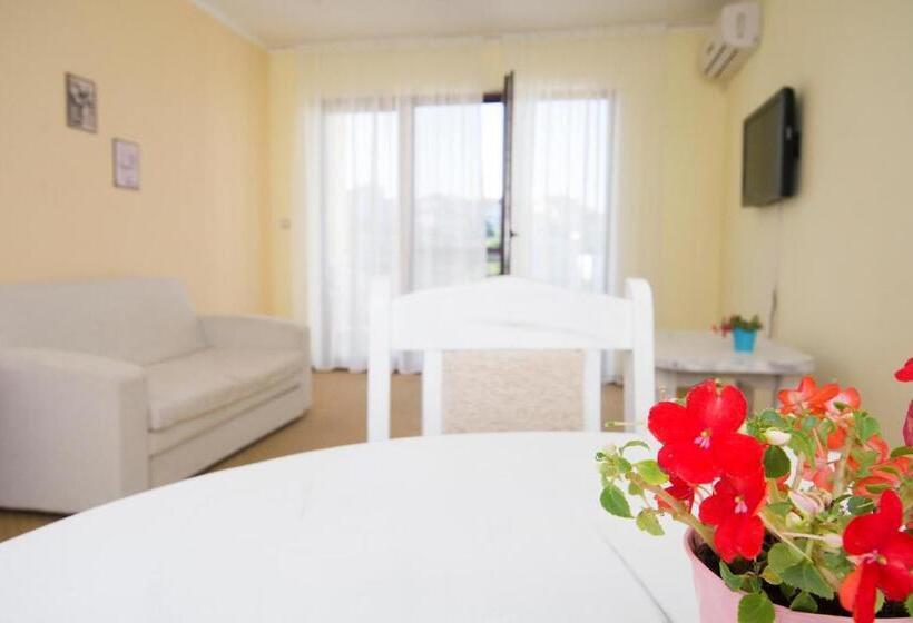 带1间卧室的公寓侧面带海景, Primea Beach Residence