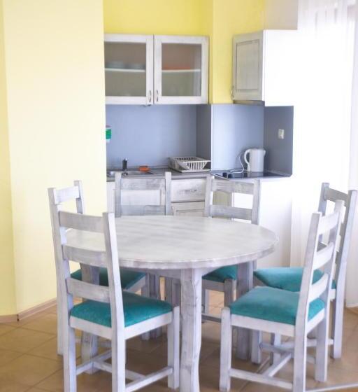 Апартаменты 2 Спальни Боковой Вид на Море, Primea Beach Residence