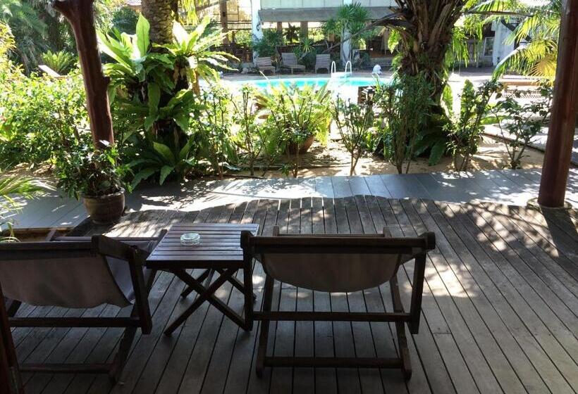 Апартаменты 1 Спальня Вид на Бассейн, Rachavadee Bankrut Resort
