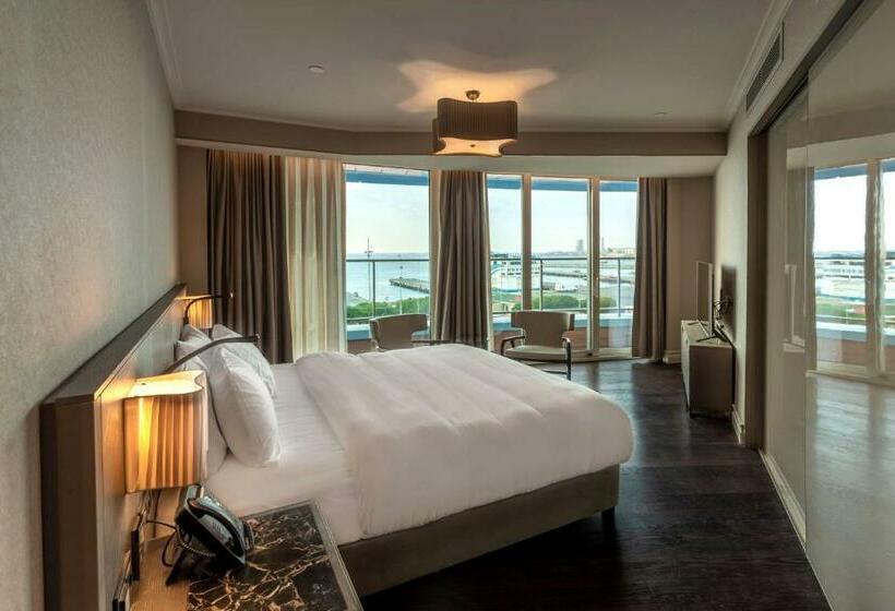 Suite Sea View, Radisson Blu Hotel Istanbul Ottomare