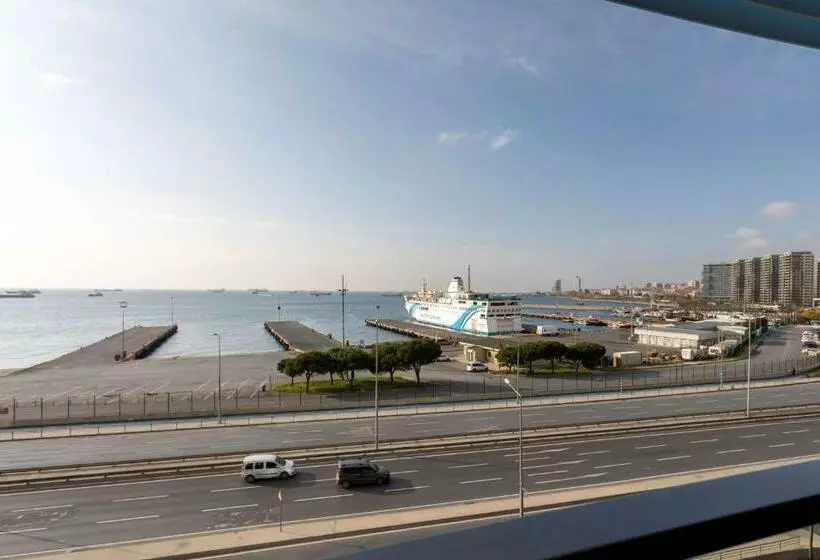 Suite Sea View, Radisson Blu Hotel Istanbul Ottomare
