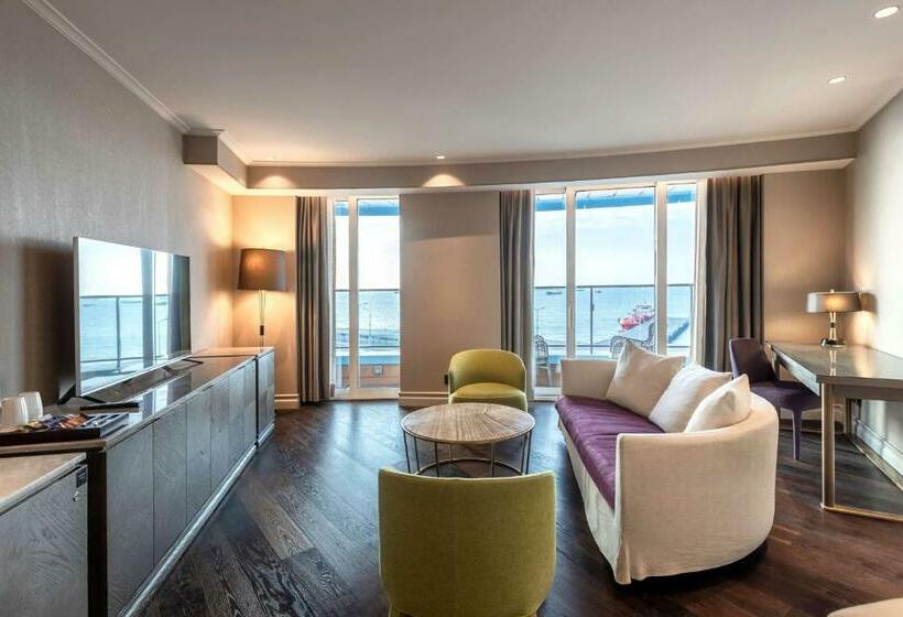Suite Sea View, Radisson Blu Hotel Istanbul Ottomare