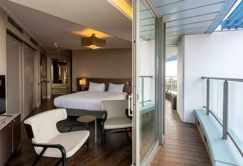 Suite Sea View, Radisson Blu Hotel Istanbul Ottomare