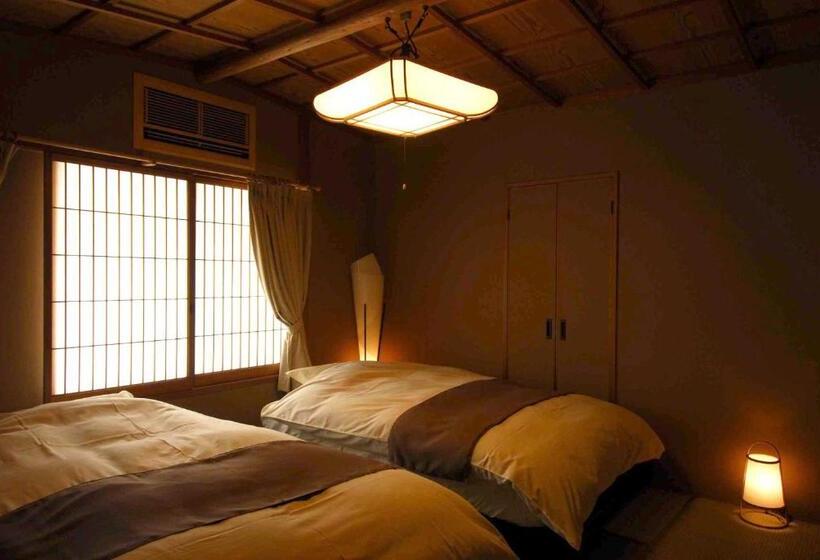 디럭스 패밀리 룸, Roppokan