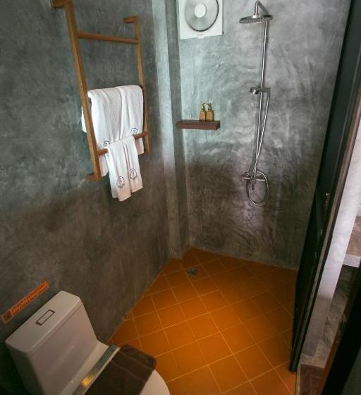 Полулюкс, Sai Daeng Resort