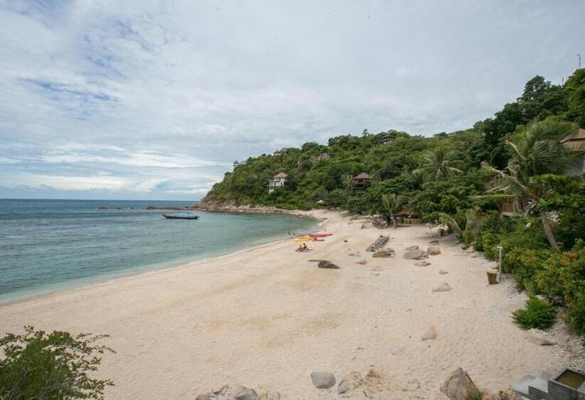 Полулюкс, Sai Daeng Resort