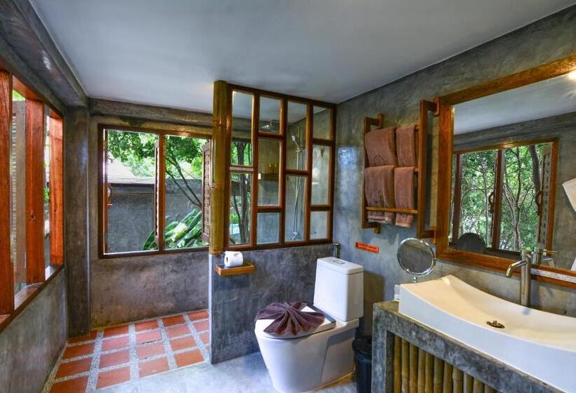 Номер Стандарт Вид на Сад, Sai Daeng Resort