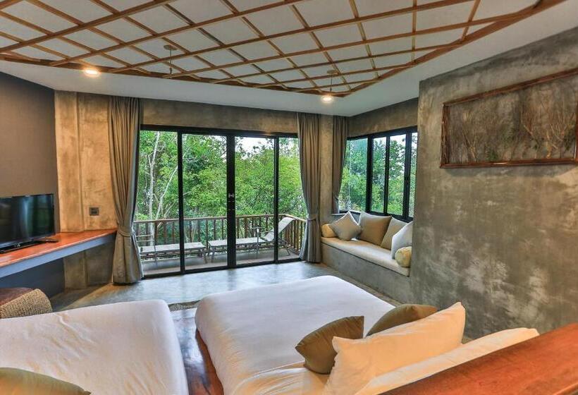 Трехместный Номер Стандарт Вид на Сад, Sai Daeng Resort