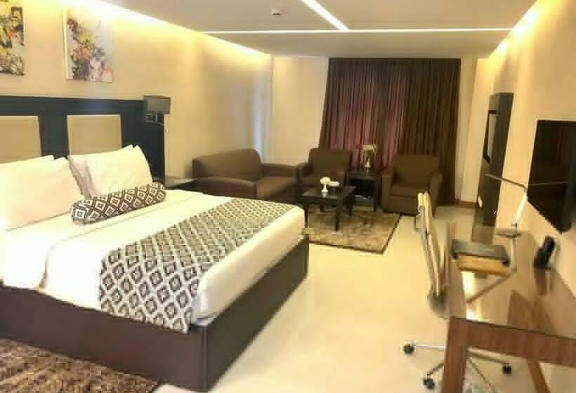 اتاق سوپریور با تخت بزرگ, Olive Tree Amman