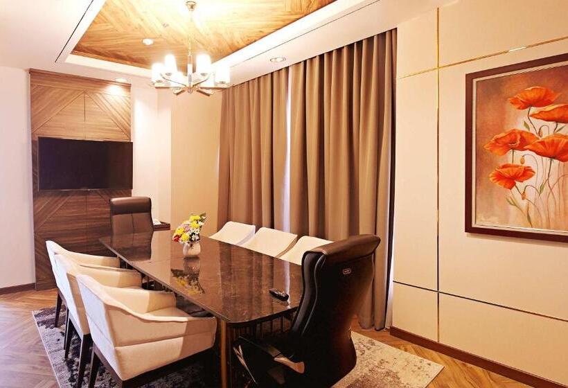 스위트, Vasaka Hotel Jakarta Managed By Dafam