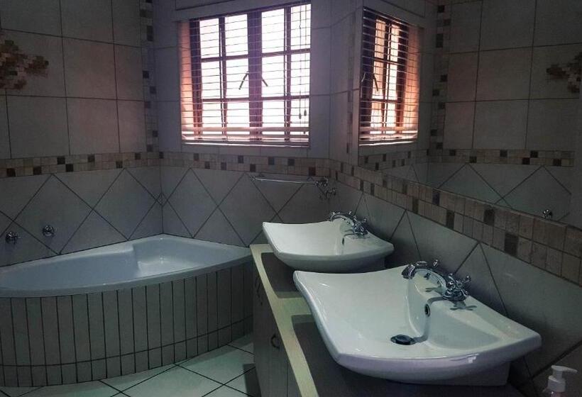 行政套房, Aark Guest Lodge