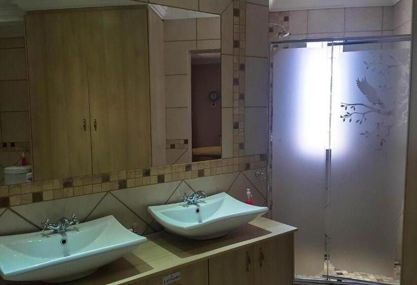 行政套房, Aark Guest Lodge