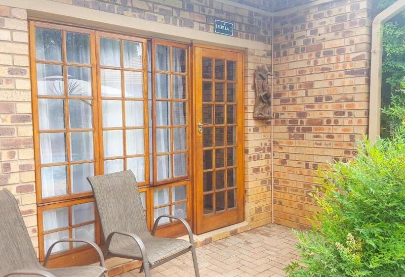 标准间, Aark Guest Lodge