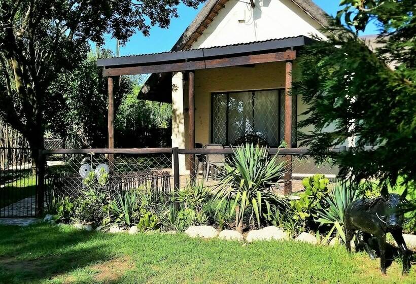 １ベッドルームハウス, Pine Tree Lodge