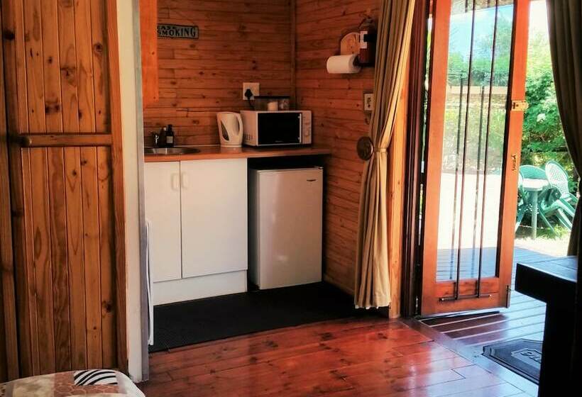 １ベッドルームハウス, Pine Tree Lodge