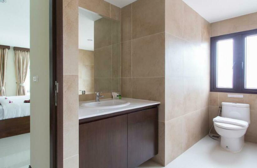 آپارتمان 2 خوابه, The Lai Thai Luxury Condominiums