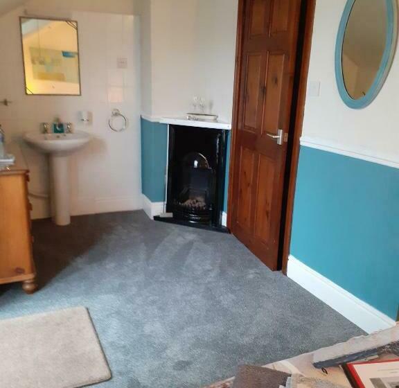 غرفة قياسية سرير كينج, The Beaches