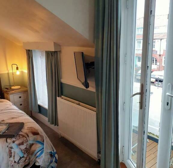 غرفة قياسية سرير كينج, The Beaches