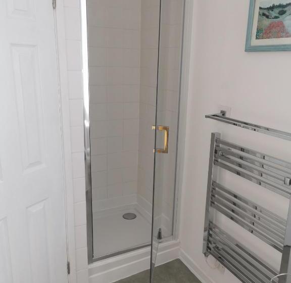 غرفة عائلية, The Beaches