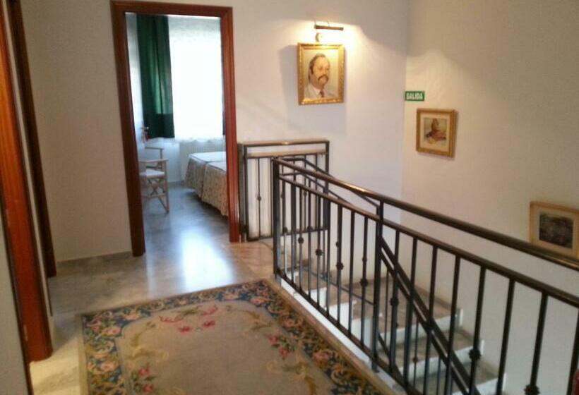 4间卧室的房子, Casa Montesol