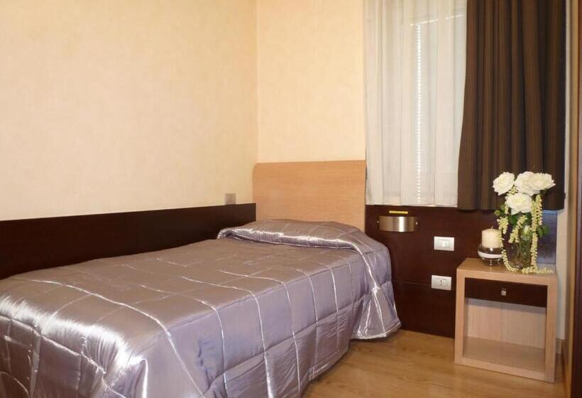 スタンダードシングルルーム, Eh Suites Rome Airport Euro House Hotels
