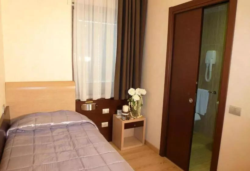 スタンダードシングルルーム, Eh Suites Rome Airport Euro House Hotels