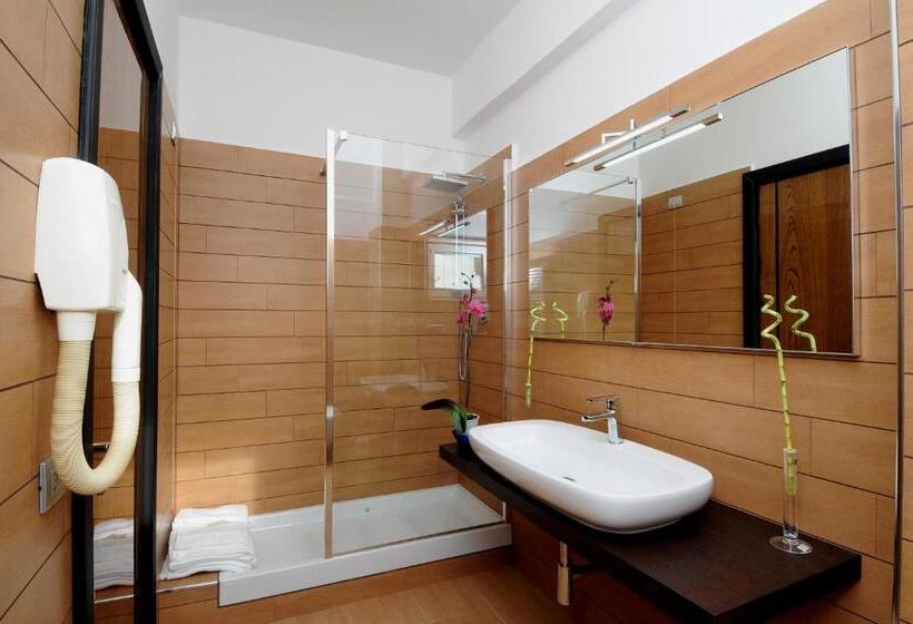 スタンダード4人部屋, Eh Suites Rome Airport Euro House Hotels