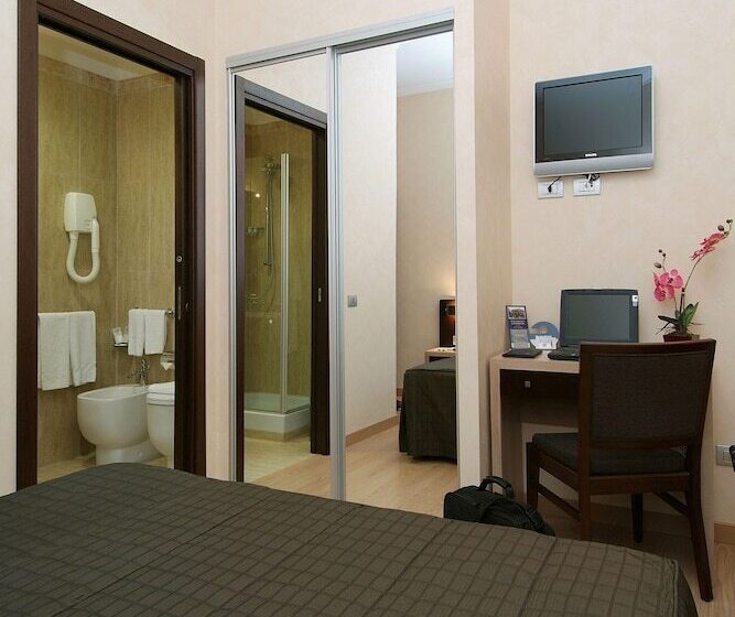 Номер Стандарт, Eh Suites Rome Airport Euro House Hotels