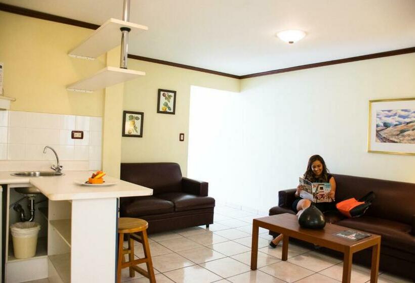 סוויטה, Gardenia Inn