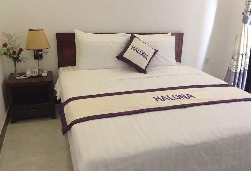 اتاق استاندارد, Halona