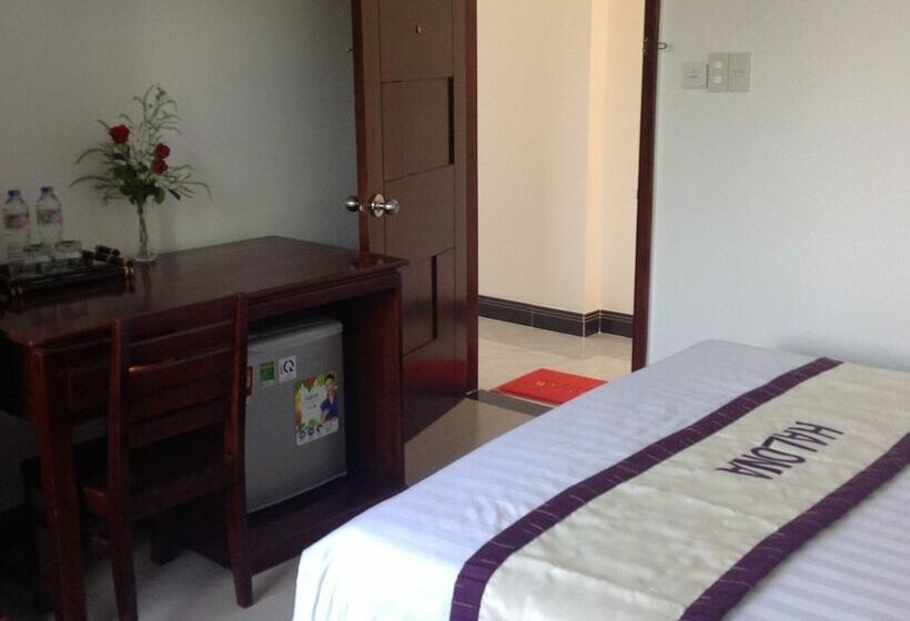 اتاق استاندارد, Halona