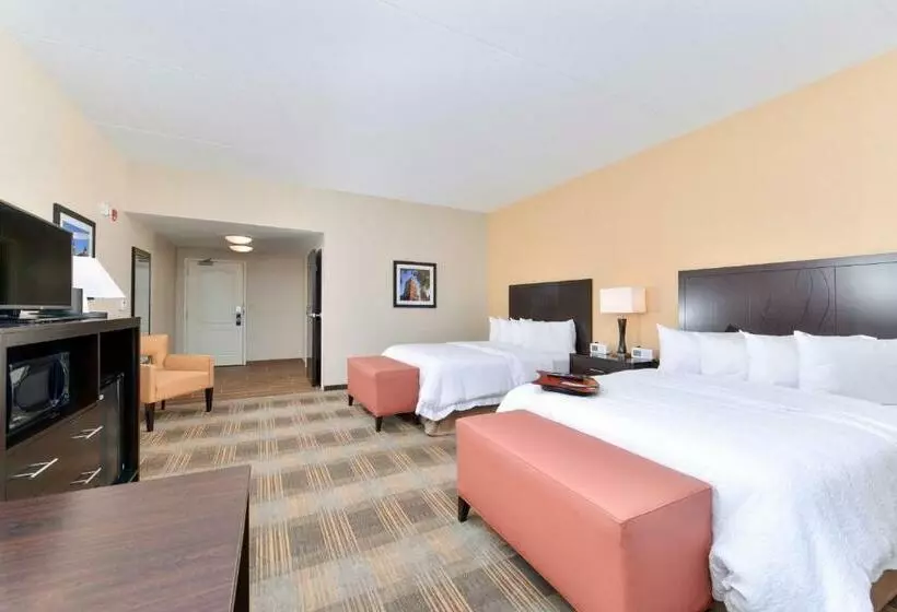スタンダードルーム, Hampton Inn & Suites California Universitypittsburgh