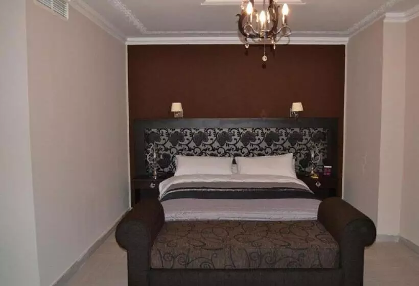 سوییت اجرایی, Jardy Hôtel & Suites