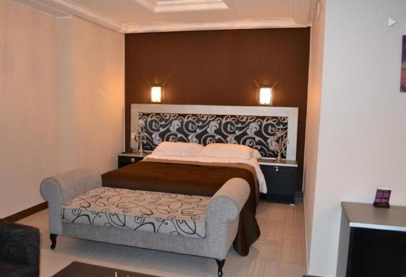 سوییت جونیور, Jardy Hôtel & Suites