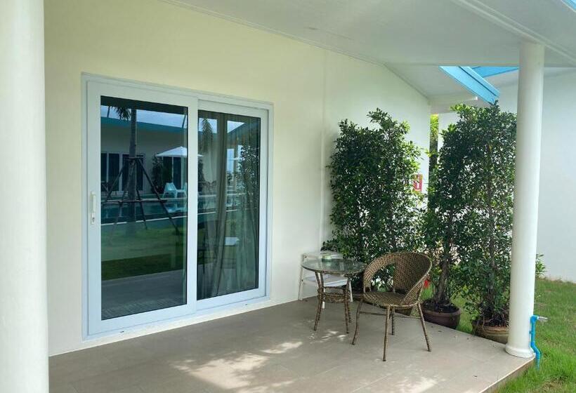 בקתה סטנדרטית עם נוף לים, Le Petit Saint Tropez