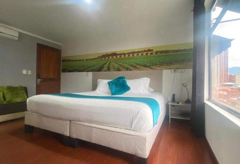 Полулюкс, Porton Sabaneta