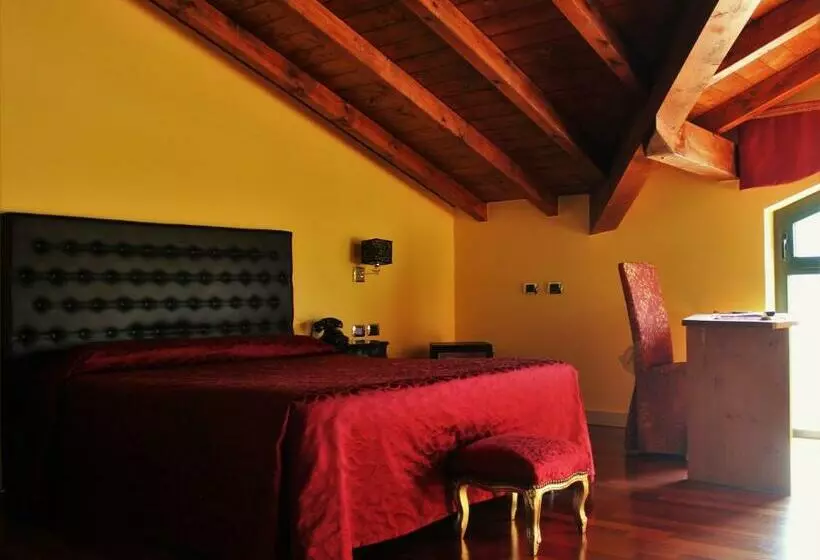 スイート, Residence Montelago