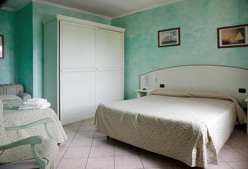 标准工作室, Residence Montelago