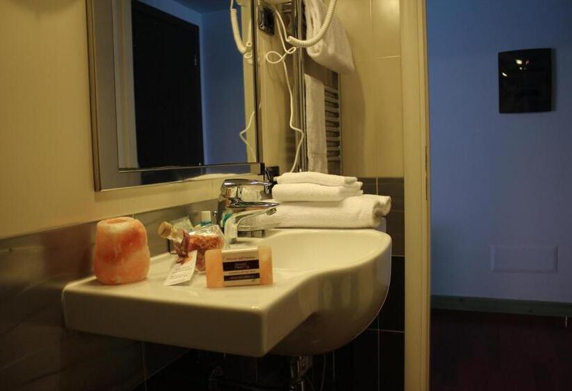 Номер Стандарт Трехместный, Residence Montelago