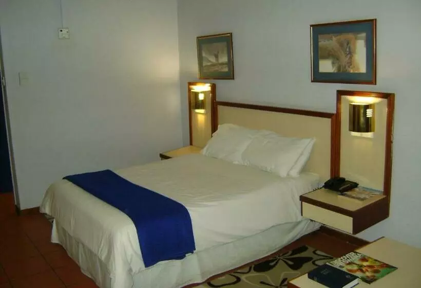 اتاق لوکس, Gaborone
