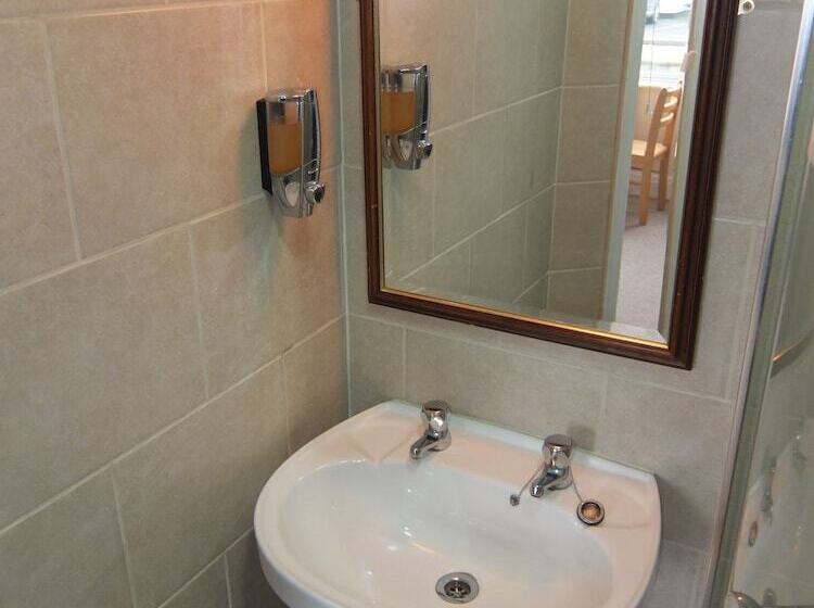 标准间, The Monsell