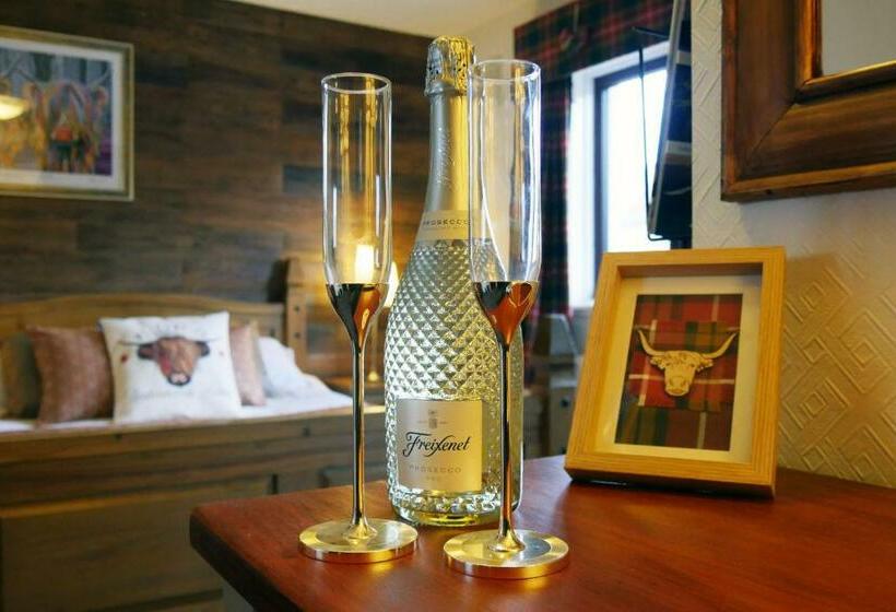 חדר משפחתי, Ardentorrie Guest House