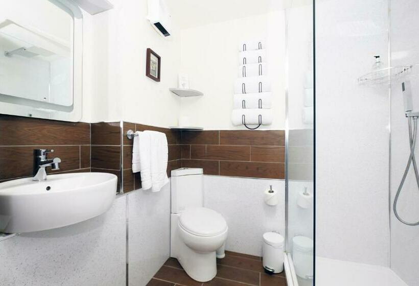 חדר משפחתי, Ardentorrie Guest House