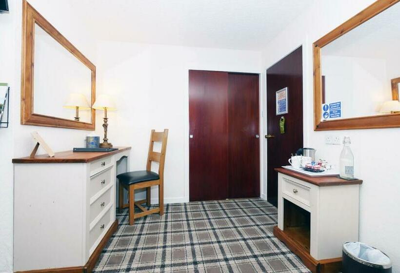 חדר משפחתי, Ardentorrie Guest House