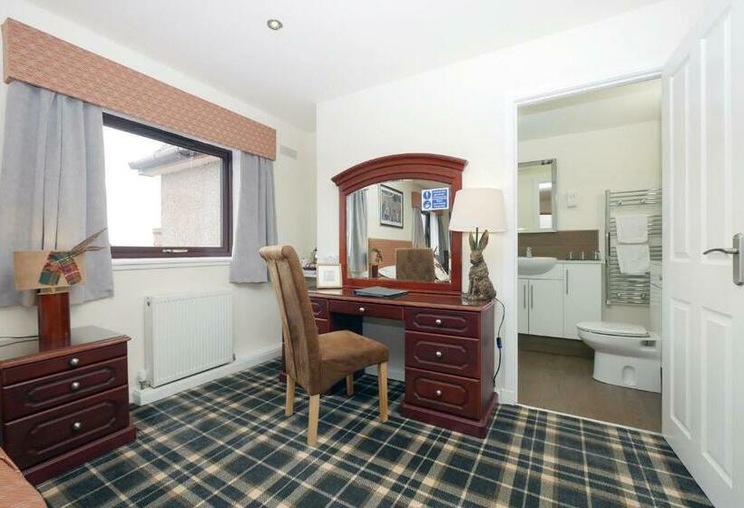 חדר משפחתי, Ardentorrie Guest House