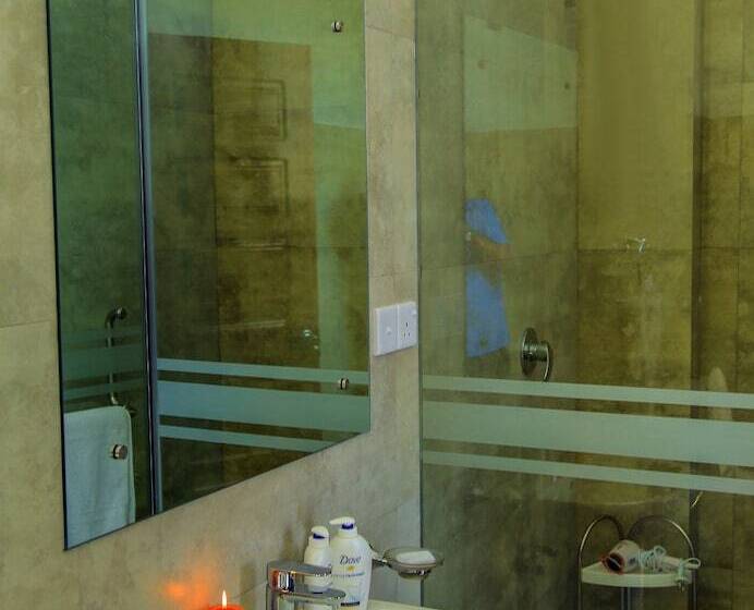 اتاق استاندارد, Christima Residence