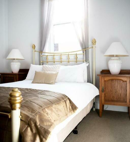 スタンダードルーム, Seaview House