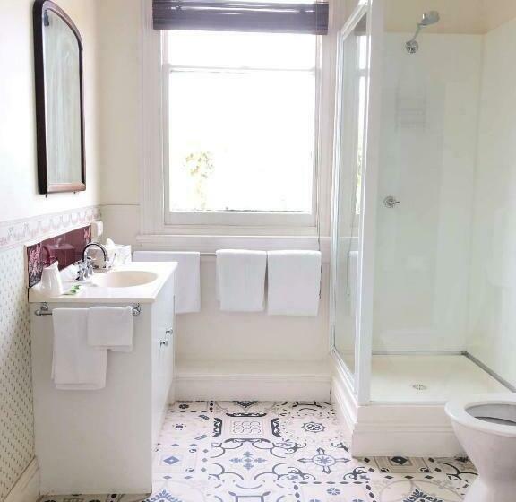 スタンダードルーム, Seaview House