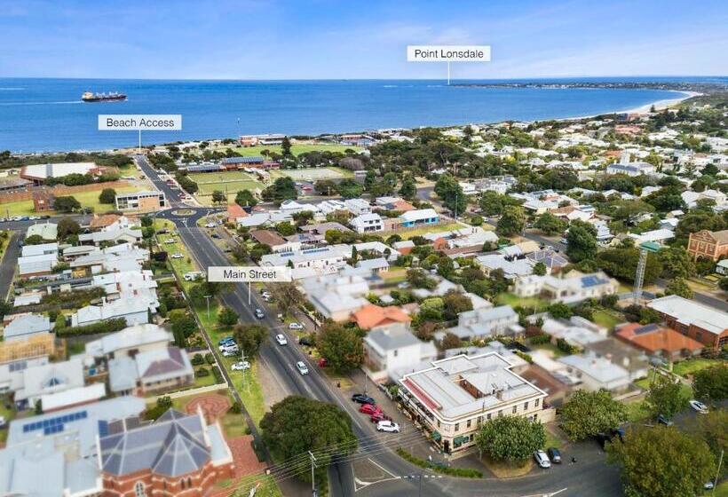 スーペリアー１ベッドルームビラ, Seaview House